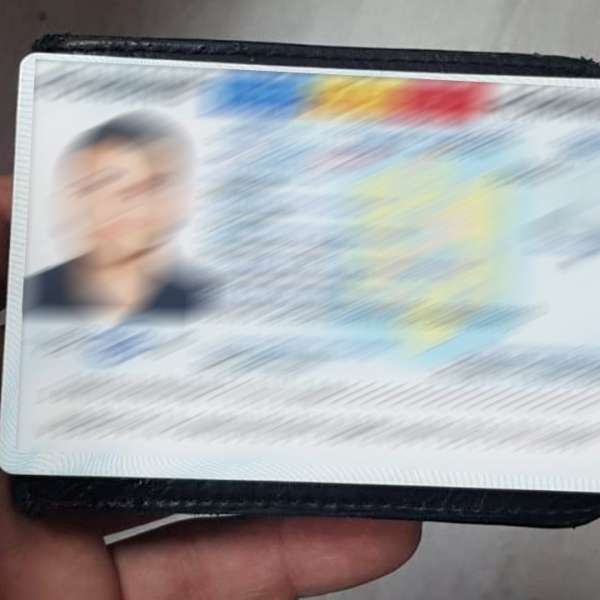 Documente false descoperite de poliţiştii de frontieră ieşeni
