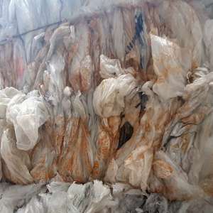 38 de tone de deşeuri plastice descoperite în Portul Constanța