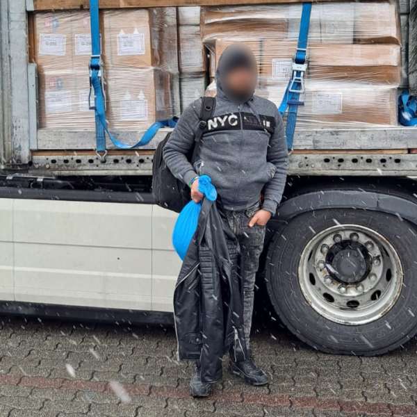 Cetăţeni din Egipt şi Afganistan  depistaţi de poliţiştii de frontieră arădeni