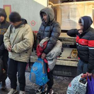 Cetăţeni din Afganistan , Pakistan și India depistaţi de poliţiştii de frontieră arădeni