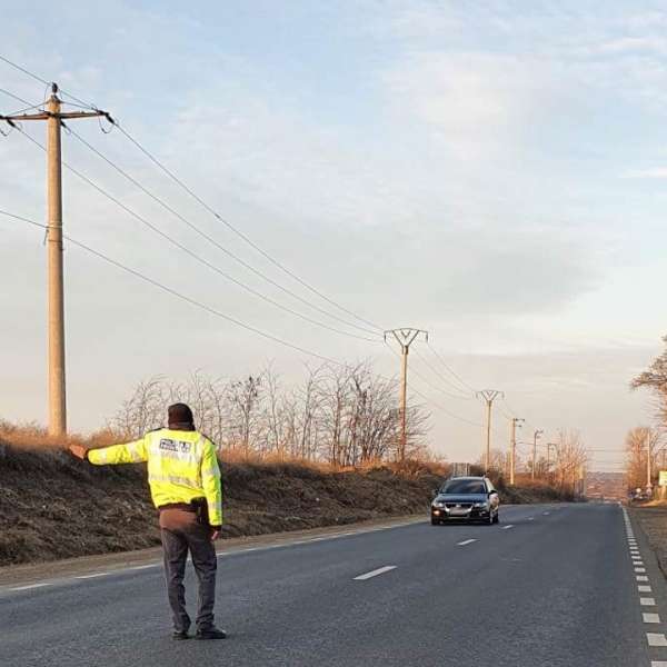 Lucrări penale pentru doi soţi, care au săvârșit infracțiuni la regimul circulației rutiere