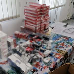 Grup infracţional organizat, specializat în contrabanda cu ţigări, destructurat de poliţiştii de frontieră ieşeni