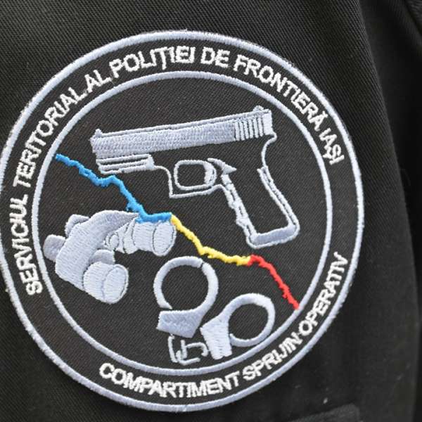 Grup infracţional organizat, specializat în contrabanda cu ţigări, destructurat de poliţiştii de frontieră