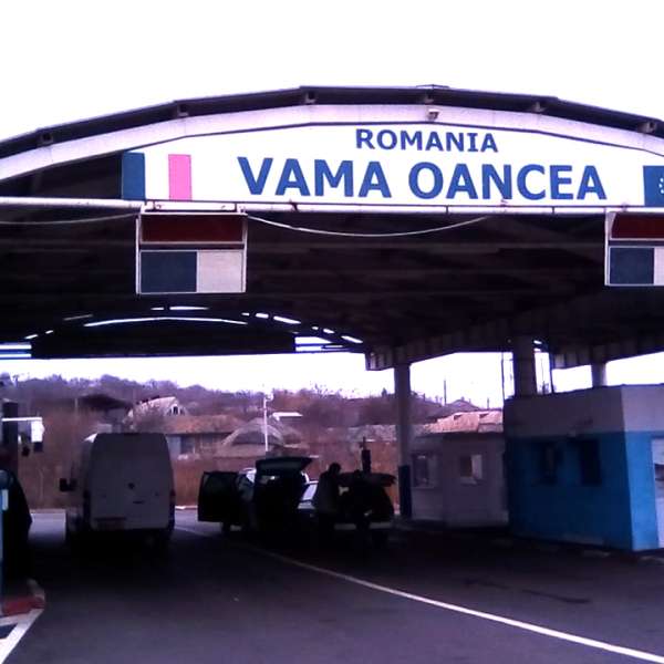 Teste PCR false, prezentate la controlul pentru trecerea frontierei