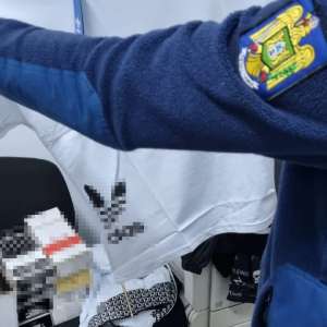 Peste 3.600 de bunuri contrafăcute, descoperite în PTF Giurgiu