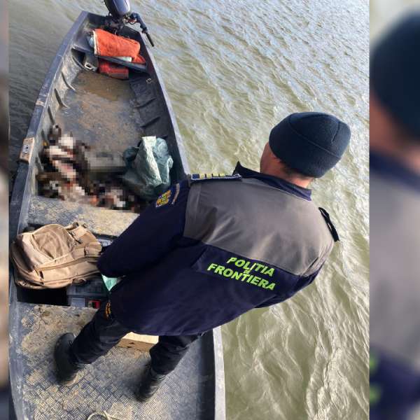 Cetățean bulgar depistat cu barca în apele teritoriale românești ale Dunării, la braconaj
