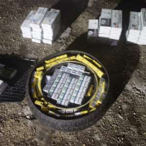 Peste 1.000 pachete cu țigări descoperite de polițiștii de frontieră sătmăreni