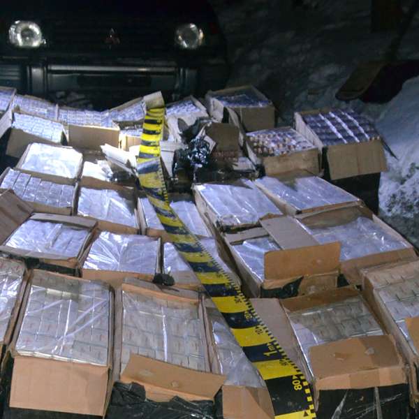 Țigări în valoare de peste 207.000 lei confiscate la frontiera cu Ucraina