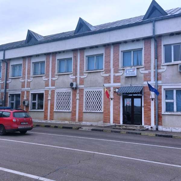 La volan, fără drept