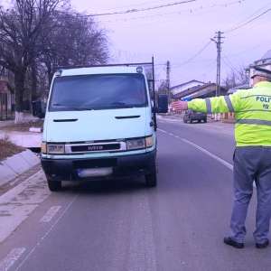 Permis de conducere fals, descoperit la controlul de frontieră