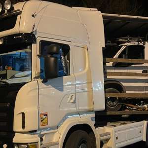 Zece tone de deșeuri din fier vechi și biciclete uzate, oprite la P.T.F Borș I