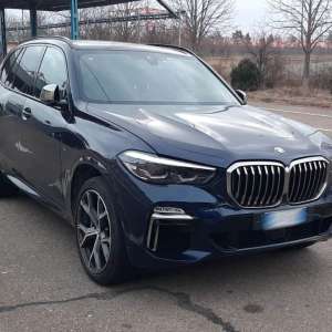 Autoturism de lux, căutat de autorităţile din Italia, descoperit la Albița