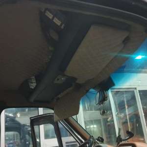 Ţigări ascunse în microbuzul unui ucrainean, descoperite în P.T.F. Halmeu