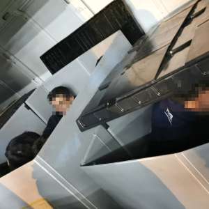 22 de cetăţeni străini, depistaţi ascunşi în autovehicule la PTF Nădlac II