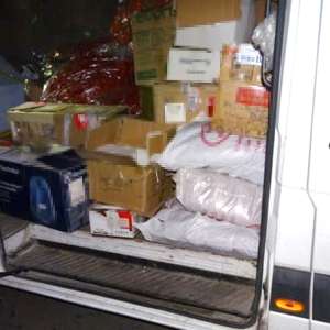 Parfumuri și produse farmaceutice presupuse a fi contrafăcute, descoperite la P.T.F. Calafat