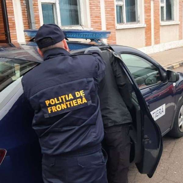 Israelian căutat pentru infracţiuni de fraudă, oprit la controlul de frontieră