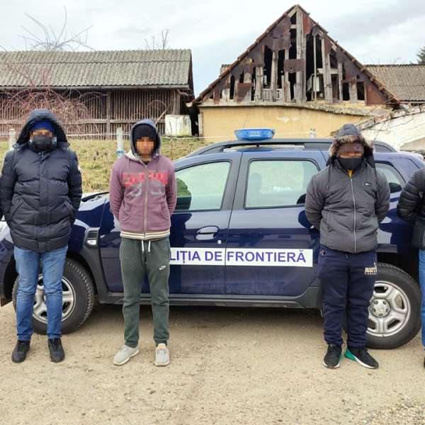 Cetăţean indian cercetat pentru călăuzirea a patru conaționali