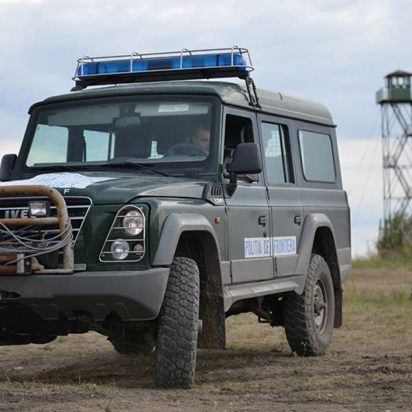 Șase cetăţeni străini depistați de polițiștii de frontieră arădeni