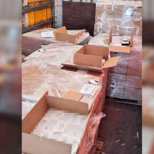 Parfumuri în valoare de peste 500.000 de euro, susceptibile a fi contrafăcute, descoperite la PTF Giurgiu