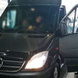 Conducea un ansamblu rutier, fără să deţină permis de conducere valabil