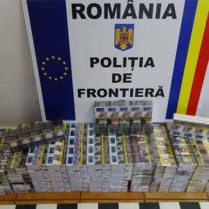 Peste 19.000 de țigarete descoperite ascunse în două mijloace de transport