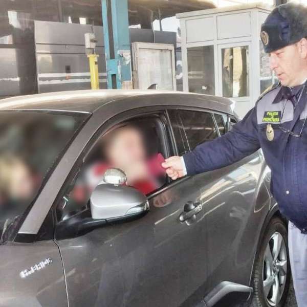 Depistat la controlul de frontieră cu un autoturism fără drept de circulaţie