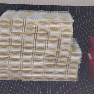 Ţigări ascunse şi nedeclarate, în valoare de peste 13.000 lei, descoperite în cala unui autocar