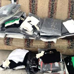 Peste 200 de bunuri susceptibile a fi contrafăcute, descoperite la P.T.F. Bechet