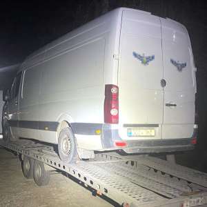 Autoturism cu tutun pentru narghilea, identificat la Leţcani