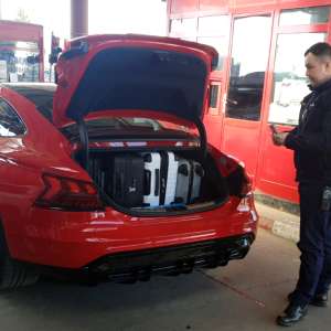 Depistat la volan, deși nu avea acest drept