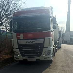 Depistaţi la controlul de frontieră tractând remorci neînmatriculate