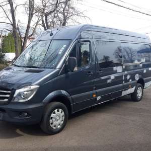 Microbuz în valoare de 20.000 euro, căutat de autorităţile din Norvegia, depistat de poliţiştii de frontieră suceveni