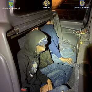 Acţiune comună pentru destructurarea unei grupări specializate în trafic de migranți