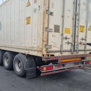 Conducea un ansamblu rutier, fără să deţină permis de conducere valabil pentru aceasta