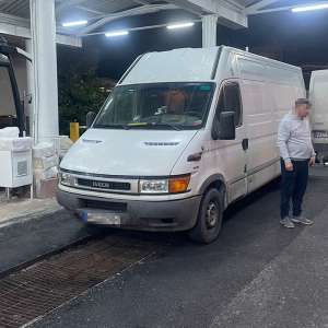 Document fals cumpărat cu 400 de euro, descoperit la controlul de frontieră