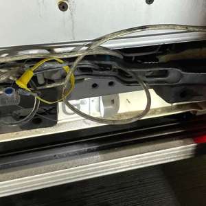 14 cetăţeni străini, ascunşi în diferite mijloace de transport, depistați de polițiștii de frontieră arădeni