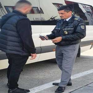 Documente false descoperite la controlul de frontieră