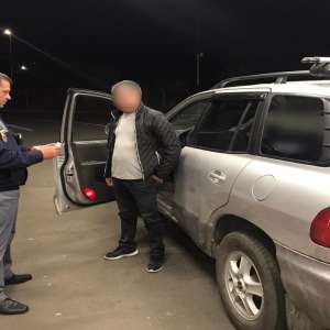 Permis de conducere fals descoperit la controlul de frontieră