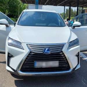 Autoturism furat din Italia, oprit din drumul către Republica Moldova