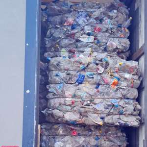 Peste 11 tone de deşeuri din plastic, oprite la Giurgiu