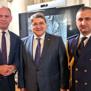 Poliţiştii de frontieră români au contribuit, alături de autorităţile austriece, la destructurarea unei rețele de criminalitate organizată coordonată de un român