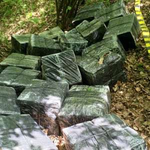Țigări în valoare de aproximativ 216.000 lei confiscate la frontiera de nord