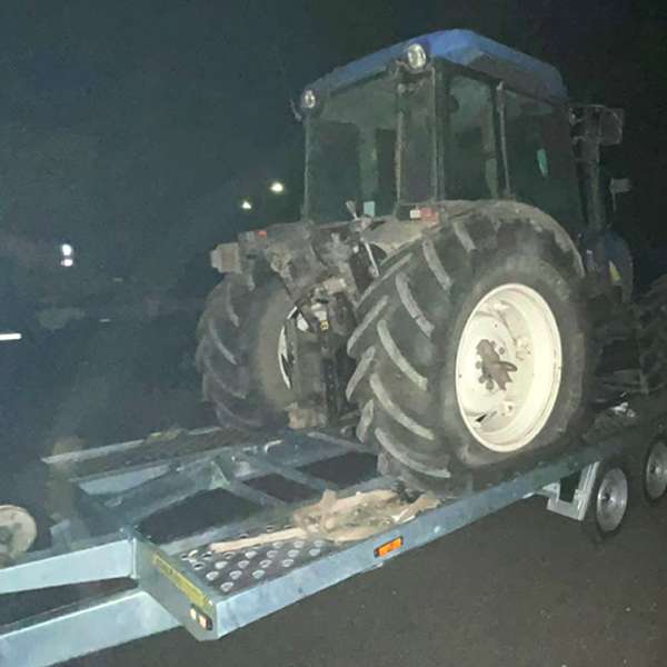 Utilaj agricol căutat de autorităţile din Italia, descoperit de poliţiştii de frontieră din P.T.F. Borș I