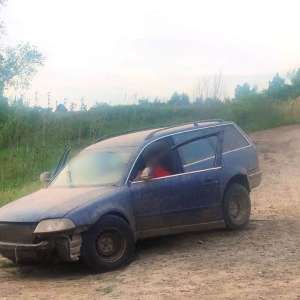 Autoturism cu numere false, depistat în trafic