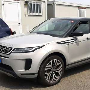 Autoturisme în valoare de peste 420.000 lei căutate de autoritățile din Olanda și Italia, descoperite de polițiștii de frontieră