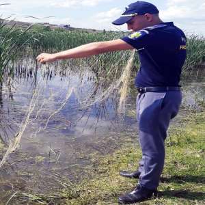 Infracțiuni de braconaj piscicol constatate de polițiștii de frontieră gălăţeni