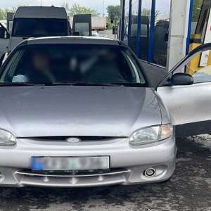 Permis de conducere fals procurat cu 1200 de euro