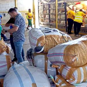 Bunuri susceptibile a fi contrafăcute în valoare de peste un milion de lei, confiscate de poliţiştii de frontieră din cadrul Gărzii de Coastă 