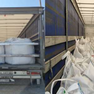 Peste 16 tone de deşeuri din cauciuc, oprite la Giurgiu