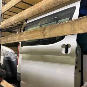 Cetățeni afgani, ascunși într-o ambulanță transportată pe un ansamblu rutier, depistați în PTF Giurgiu